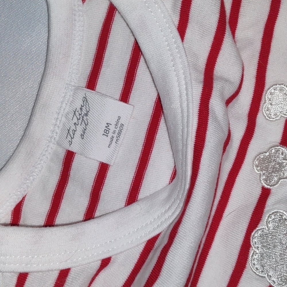 Christmas Red & White Striped Long Sleeve Santa T-shirt - Picture 4 of 4